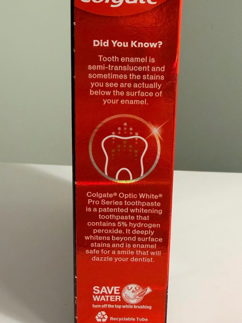 Colgate Optic White Pro Series Toothpaste 3Pack- Red/Black Packaging - Picture 2 of 4